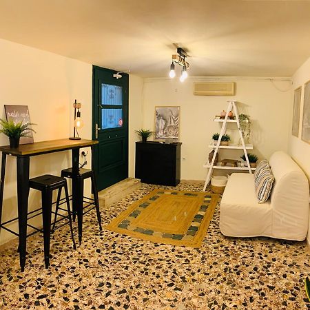Airport Cottage House Artemida  Exterior foto